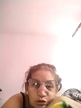 Snapshot of luzydany chatting on 26, 4, 2026 luzydany online show from 26, 4, 2026