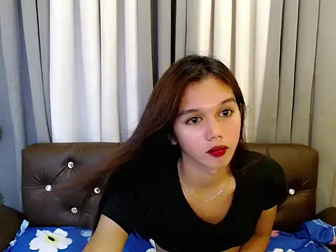 Snapshot of marie_castro chatting on 11, 5, 2026 marie castro online show from 11, 5, 2026