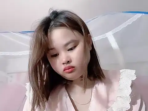 NhungNhun789 online show from 8, 5, 2026