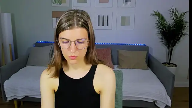 Snapshot of AnnaThorne chatting on 21, 5, 2026 AnnaThorne online show from 21, 5, 2026