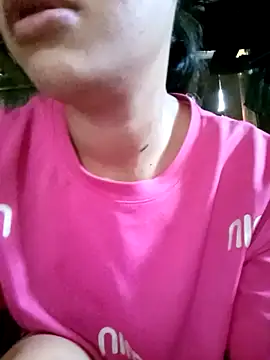 LucyBri01 online show from 7, 5, 2026