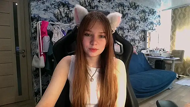 Snapshot of Princess_Mira chatting on 8, 7, 2026 Princess Mira online show from 8, 7, 2026