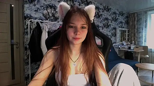Snapshot of Princess_Mira chatting on 18, 7, 2026 Princess Mira online show from 18, 7, 2026