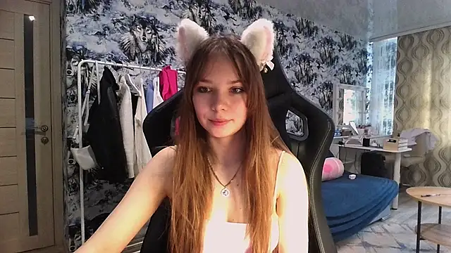 Snapshot of Princess_Mira chatting on 23, 7, 2026 Princess Mira online show from 23, 7, 2026