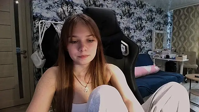 Snapshot of Princess_Mira chatting on 28, 7, 2026 Princess Mira online show from 28, 7, 2026