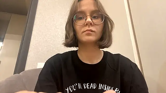 AlmaMitchell online show from 19, 4, 2026