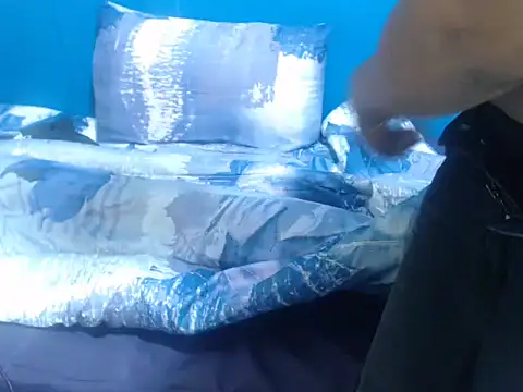 SexySlimBabeX online show from 18, 4, 2026