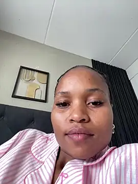 Snapshot of sweetheart2001 chatting on 6, 6, 2026 sweetheart2001 online show from 6, 6, 2026