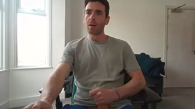 Snapshot of frenchbdmaninlondon chatting on 15, 6, 2026 frenchbdmaninlondon online show from 15, 6, 2026