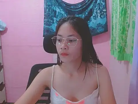 Sweetsexylady19 online show from 11, 5, 2026