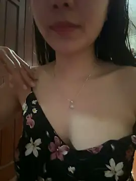 Snapshot of Yumiara chatting on 9, 5, 2026 Yumiara online show from 9, 5, 2026