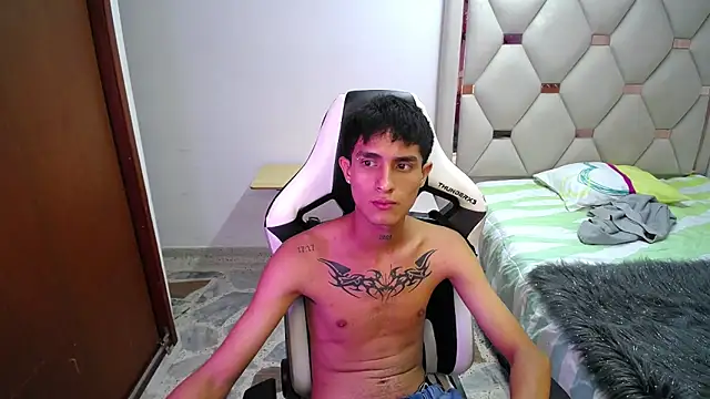 AAA WHITE online show from 19, 4, 2026