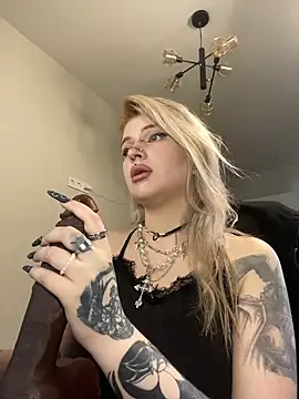 DriveThruCiri online show from 26, 4, 2026