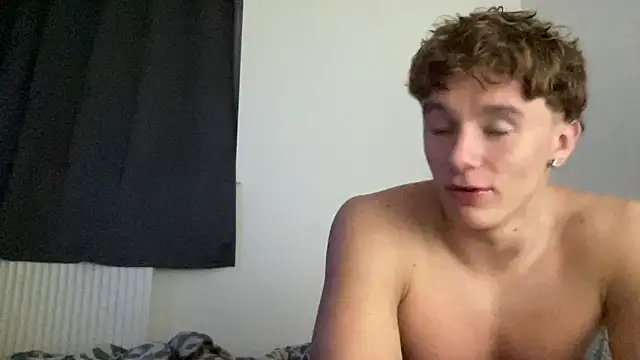 Snapshot of SofiaNLukaBabe chatting on 2, 6, 2026 SofiaNLukaBabe online show from 2, 6, 2026