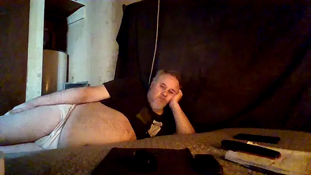 Nightshade1195 online show from 12, 5, 2026