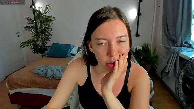 Snapshot of Sandra_Ross chatting on 25, 6, 2026 Sandra Ross online show from 25, 6, 2026