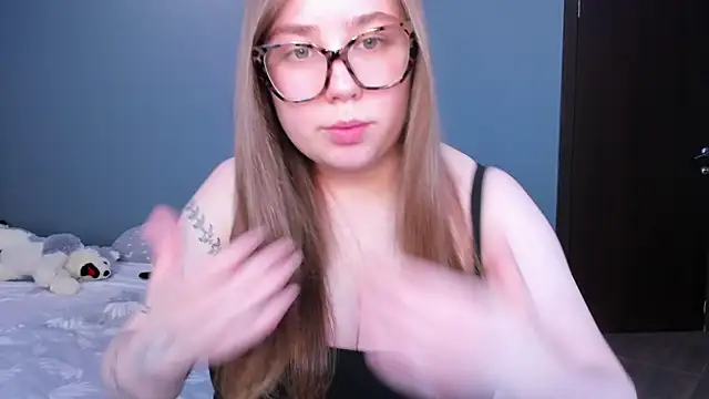 Boobsy girl online show from 7, 5, 2026