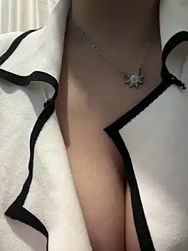 Laavinia online show from 23, 4, 2026