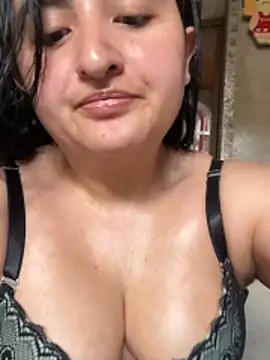 Lia Watson- online show from 23, 4, 2026