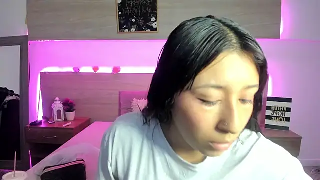 Snapshot of Selene_Rushe chatting on 6, 5, 2026 Selene Rushe online show from 6, 5, 2026