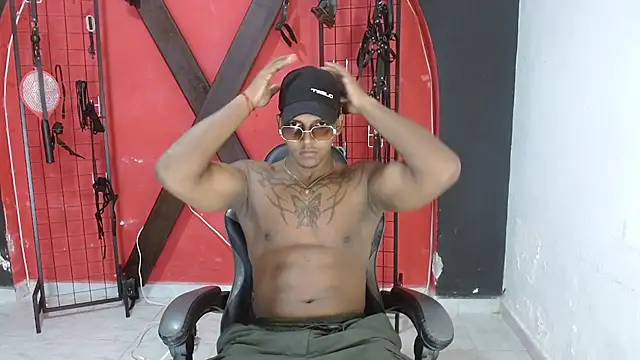 zoriel bigcock online show from 25, 4, 2026
