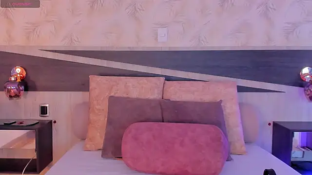 Sofia pamela  online show from 24, 4, 2026