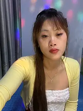 Ly-sexyy online show from 22, 4, 2026