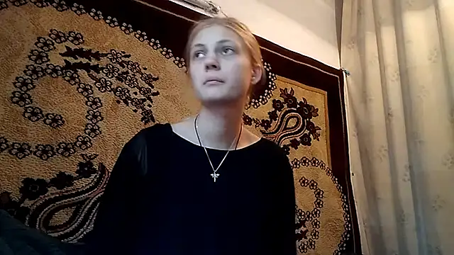 Snapshot of LunaLaday chatting on 21, 5, 2026 LunaLaday online show from 21, 5, 2026