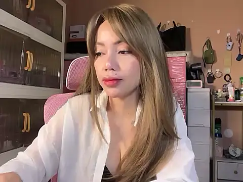 sweet glam online show from 19, 7, 2026