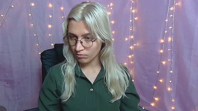 RubyDaviss online show from 13, 5, 2026