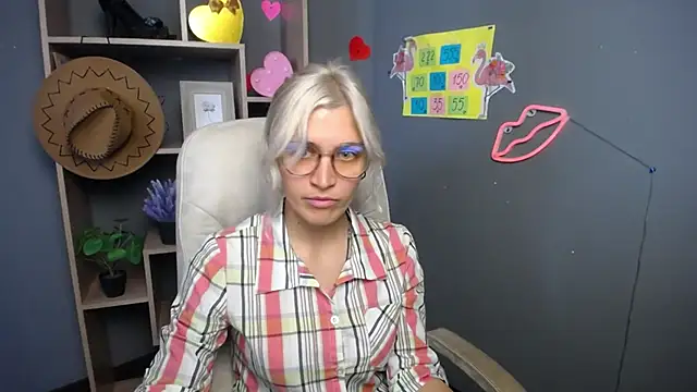 RubyDaviss online show from 14, 5, 2026
