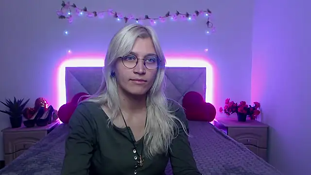 RubyDaviss online show from 22, 5, 2026