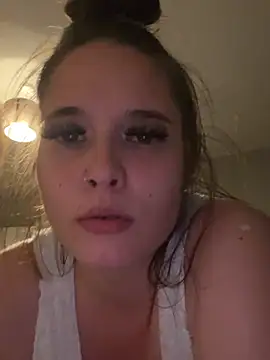Poppylooloo online show from 14, 5, 2026