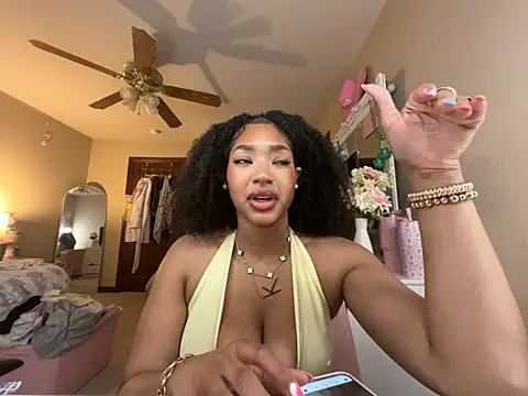 Snapshot of blair_vexxx chatting on 10, 5, 2026 blair vexxx online show from 10, 5, 2026