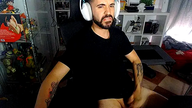 chiquitoconsecreto online show from 11, 5, 2026