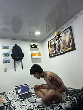Snapshot of Jackdaniel001_ chatting on 1, 6, 2026 Jackdaniel001 online show from 1, 6, 2026