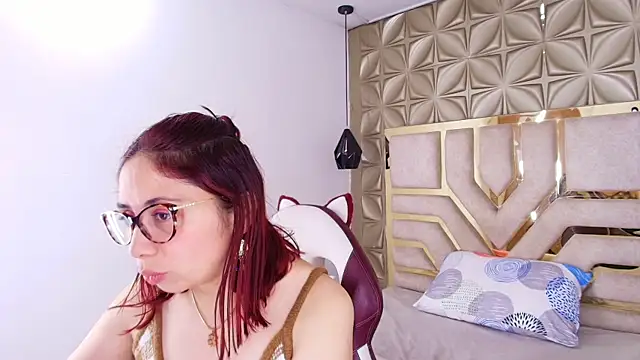 stephaniesun  online show from 23, 6, 2026