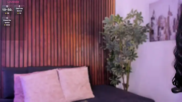 Snapshot of cate_gil chatting on 7, 5, 2026 cate gil online show from 7, 5, 2026