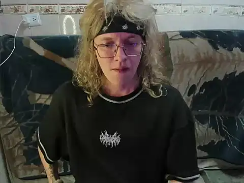 Snapshot of Jinnbooky chatting on 13, 5, 2026 Jinnbooky online show from 13, 5, 2026