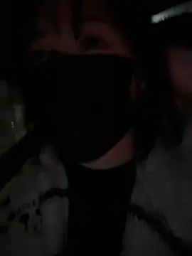 strawberry-boby online show from 23, 4, 2026