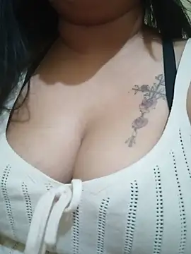 Snapshot of Rosejean chatting on 15, 6, 2026 Rosejean online show from 15, 6, 2026