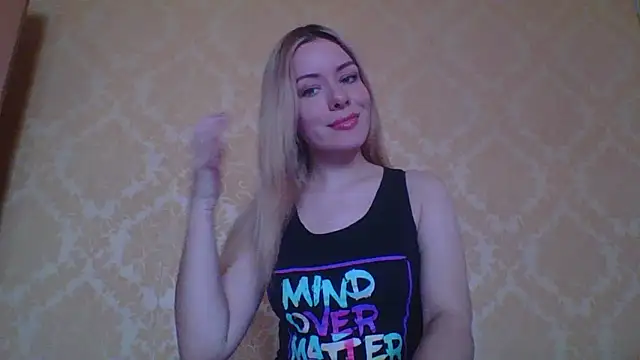 Snapshot of Softy_Aura_ chatting on 13, 5, 2026 Softy Aura online show from 13, 5, 2026