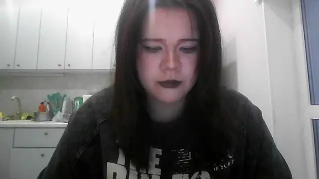 Amanda Mia  online show from 11, 5, 2026