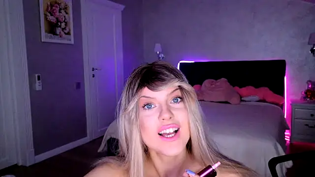 Snapshot of ChristieBlace chatting on 23, 5, 2026 ChristieBlace online show from 23, 5, 2026