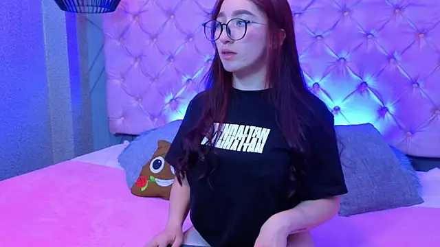 Mia-hot- online show from 6, 6, 2026