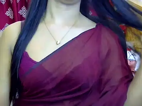 Snapshot of Alina_Nur chatting on 18, 7, 2026 Alina Nur online show from 18, 7, 2026