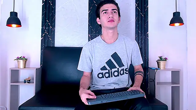 Feiccer Castquer online show from 25, 4, 2026