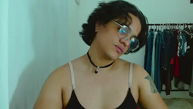 Snapshot of Diane_exotic chatting on 5, 6, 2026 Diane exotic online show from 5, 6, 2026