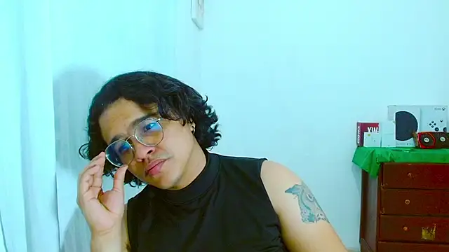 Snapshot of Diane_exotic chatting on 15, 7, 2026 Diane exotic online show from 15, 7, 2026