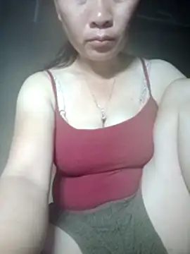 Snapshot of Lella_01 chatting on 10, 6, 2026 Lella 01 online show from 10, 6, 2026